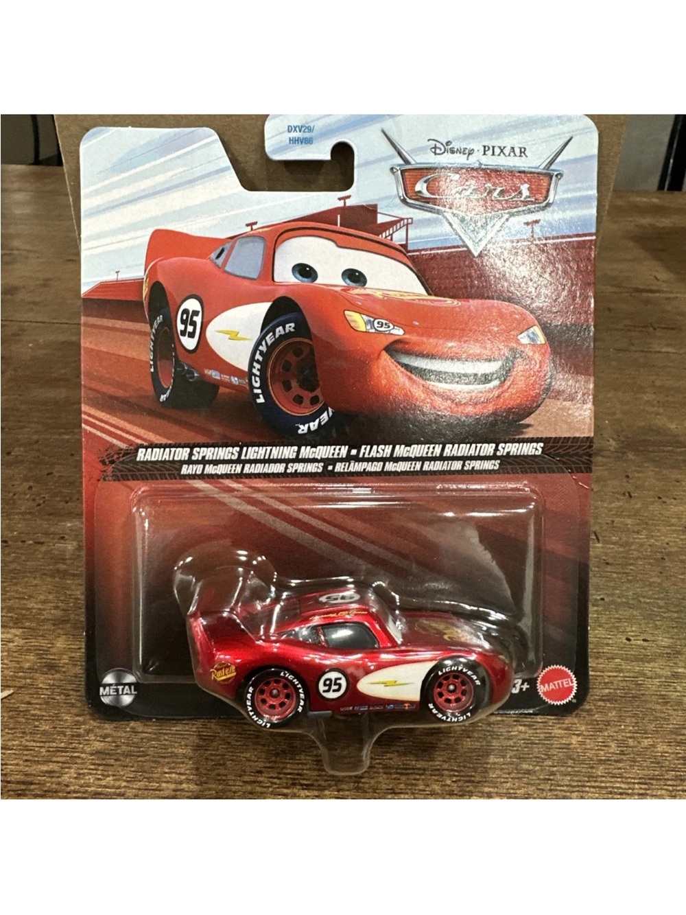 Disney Pixar Cars Radiator Springs Flash Lightning McQueen Metal Diecast New!